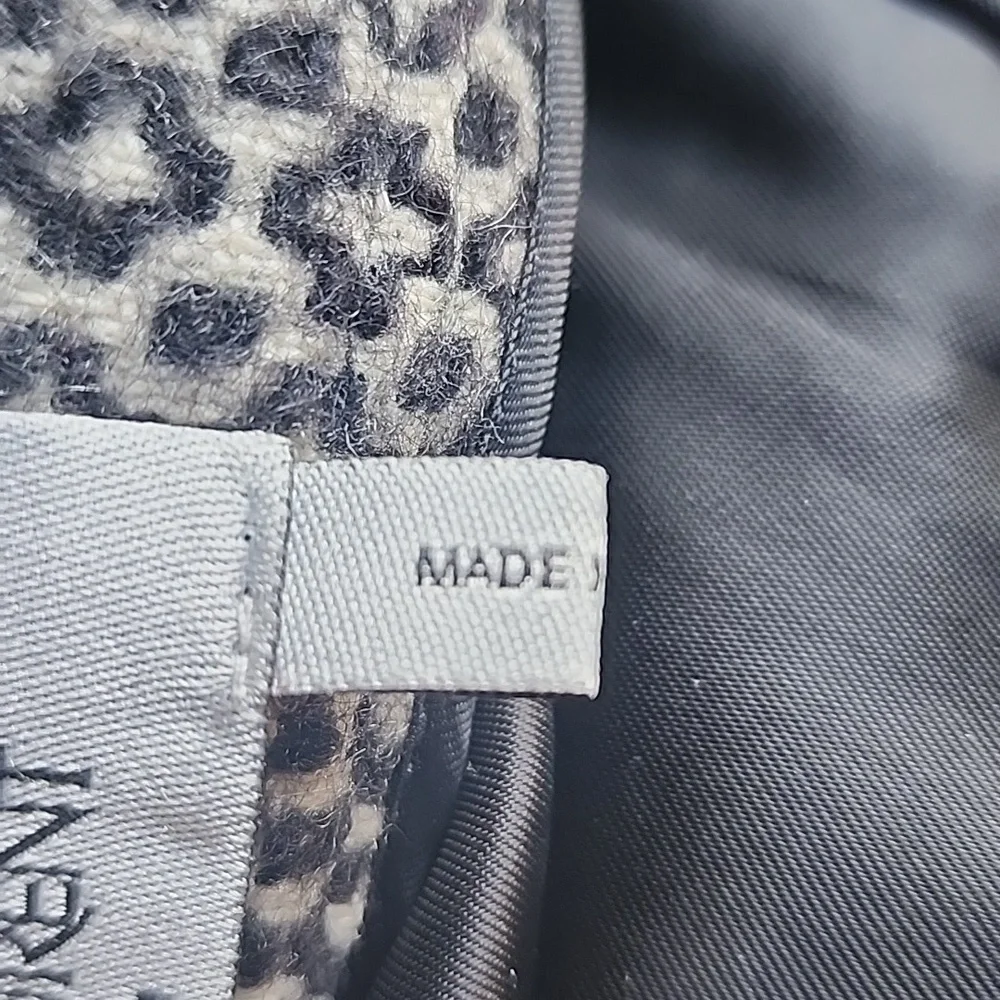 Yves St. Laurent Black and White Patterned Wool Pencil Skirt - Picture 11 of 15